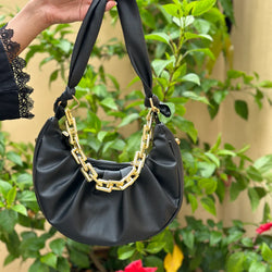 Ruffled Chain Bag “Black