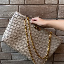 The Rhombus Shoulder Bag “Sandy Beige”