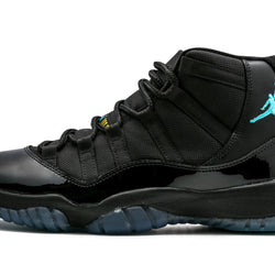 AJ 11 - CAP & GOWN